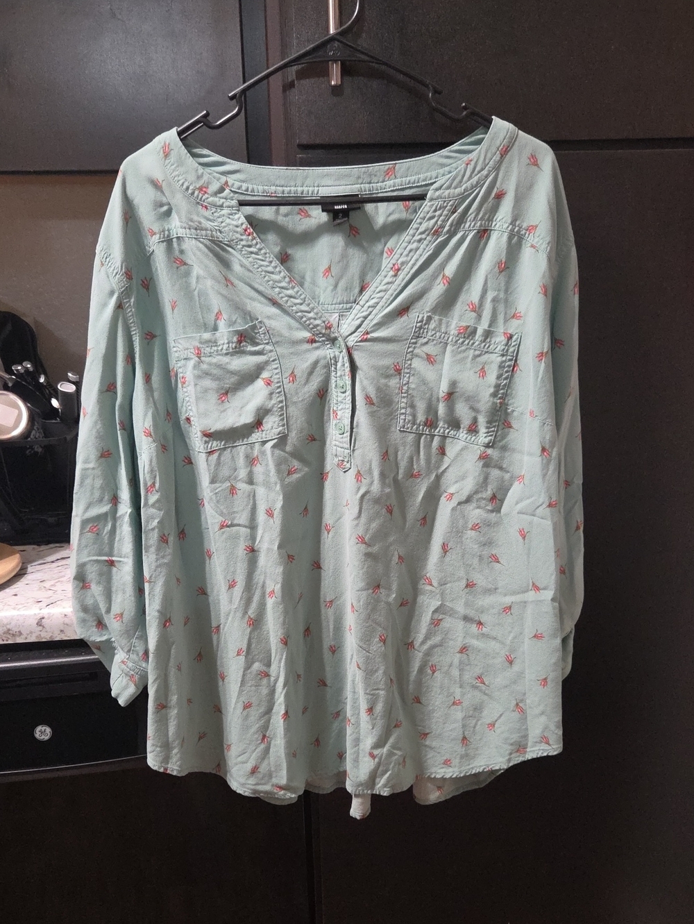 torrid Mint Green V-Neck Tunic with Pink Micro Floral